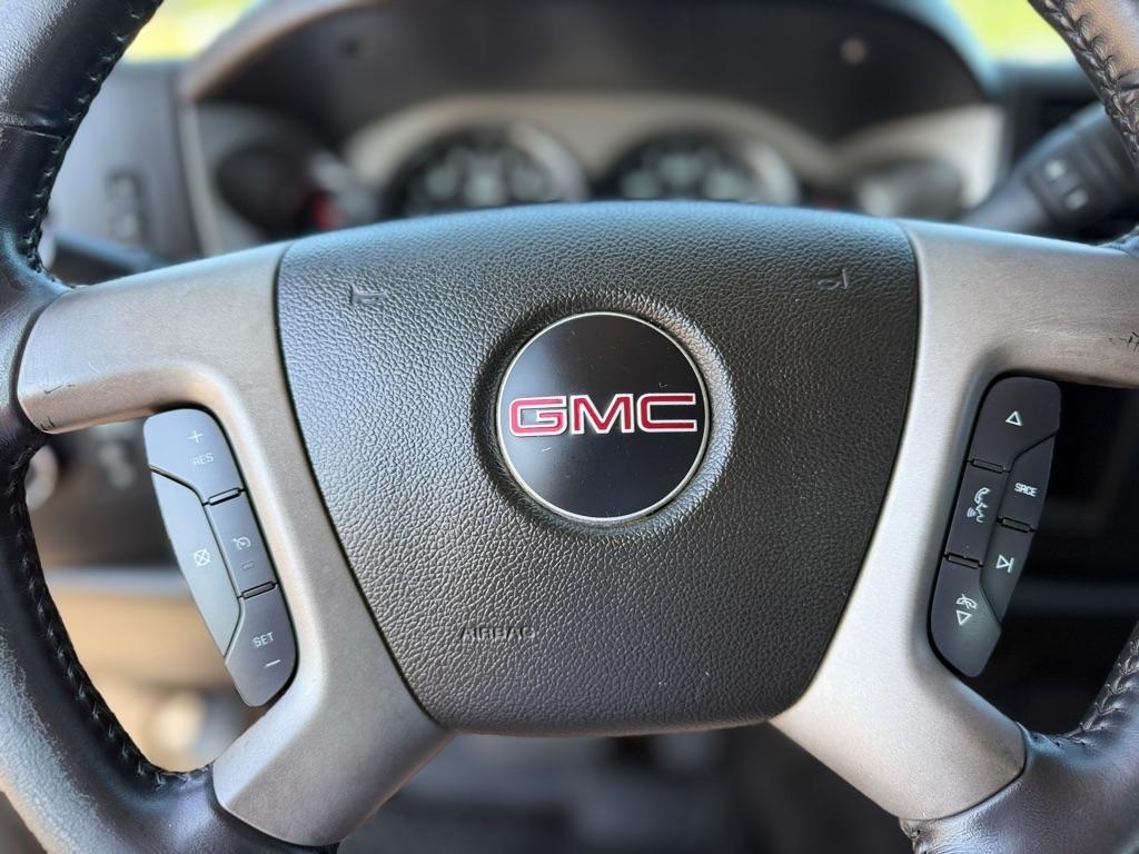 GMC Sierra 1500 2WD Crew Cab 143.5" SLE 2013