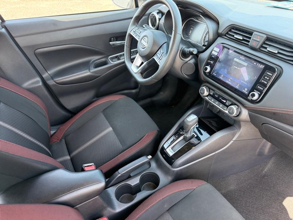 Nissan Versa SR CVT 2024