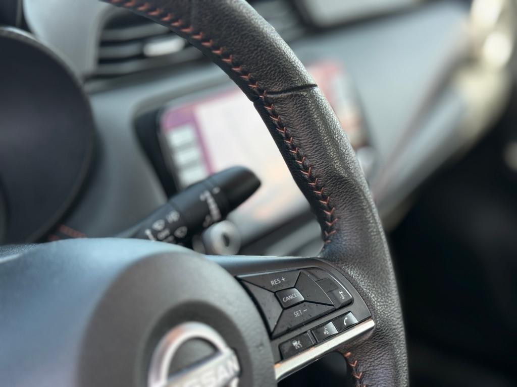Nissan Versa SR CVT 2024