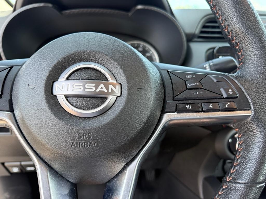 Nissan Versa SR CVT 2024