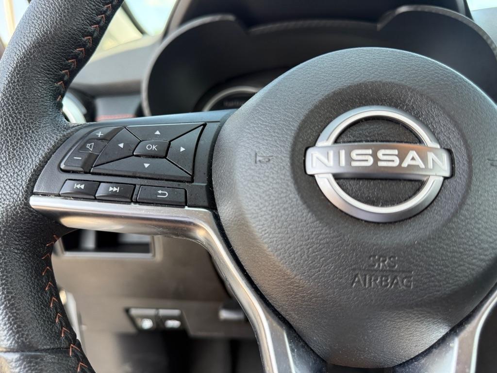 Nissan Versa SR CVT 2024