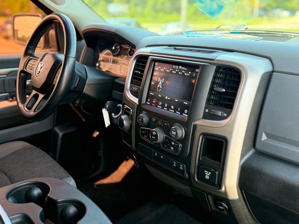 RAM 1500 Classic Big Horn 4x2 Crew Cab 6'4" Box 2019