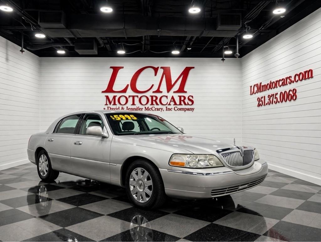 Lincoln Town Car 4dr Sdn Ultimate 2004