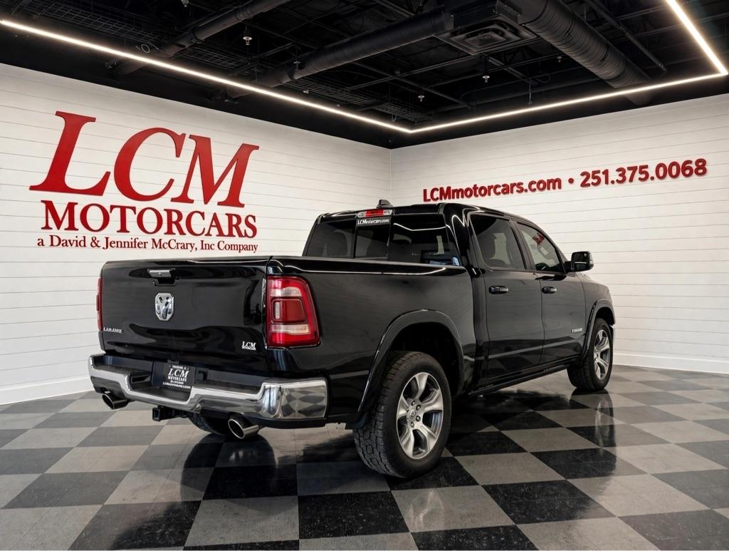 RAM 1500 Laramie 4x2 Crew Cab 5'7" Box 2021