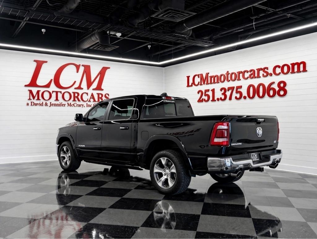 RAM 1500 Laramie 4x2 Crew Cab 5'7" Box 2021