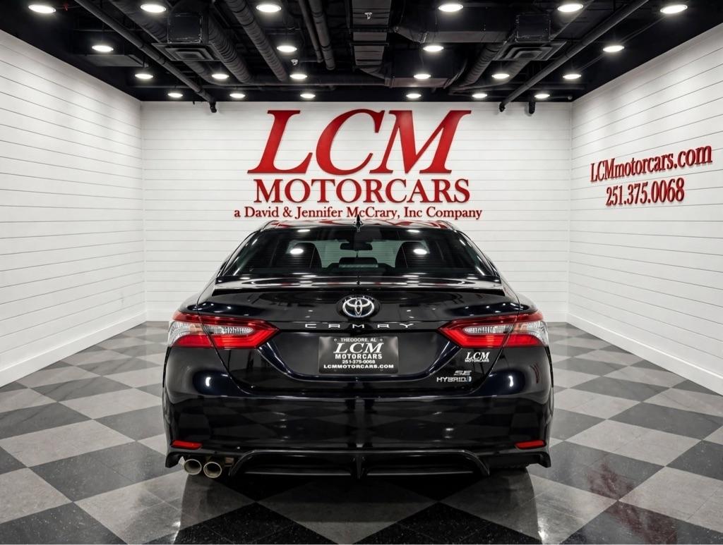 Toyota Camry Hybrid SE CVT (Natl) 2023