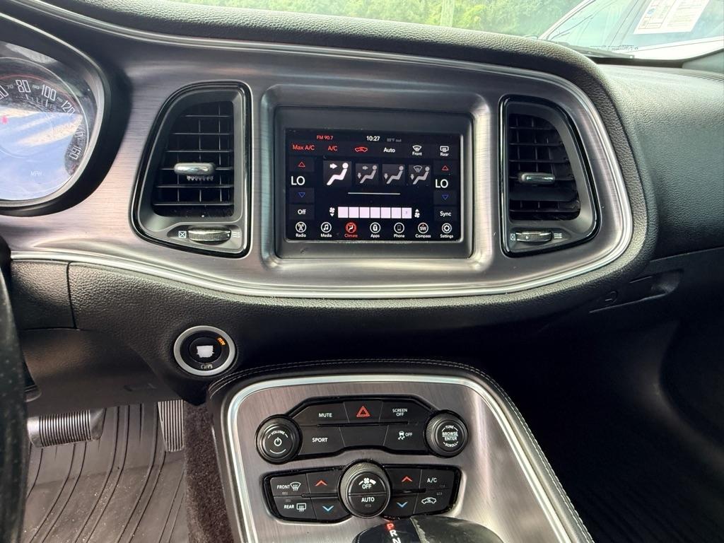 Dodge Challenger SXT RWD 2018