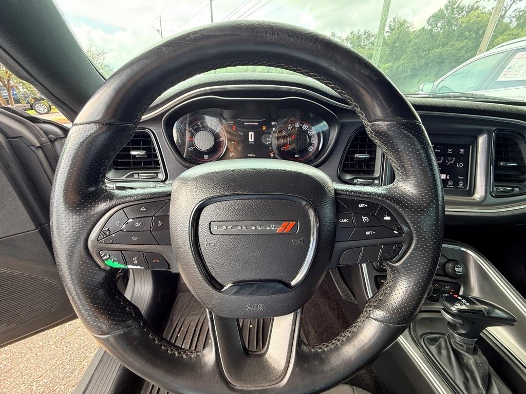 Dodge Challenger SXT RWD 2018