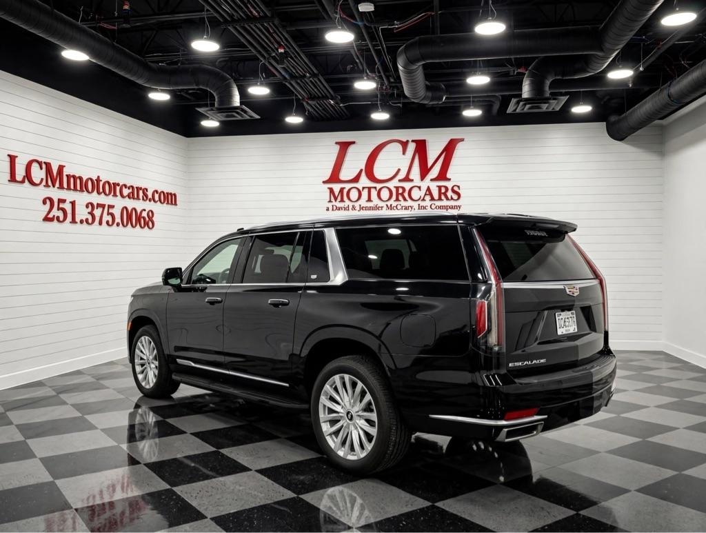 Cadillac Escalade ESV RWD 4dr Luxury 2023