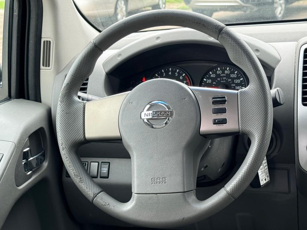 Nissan Frontier 2WD Crew Cab SWB Auto SE 2010