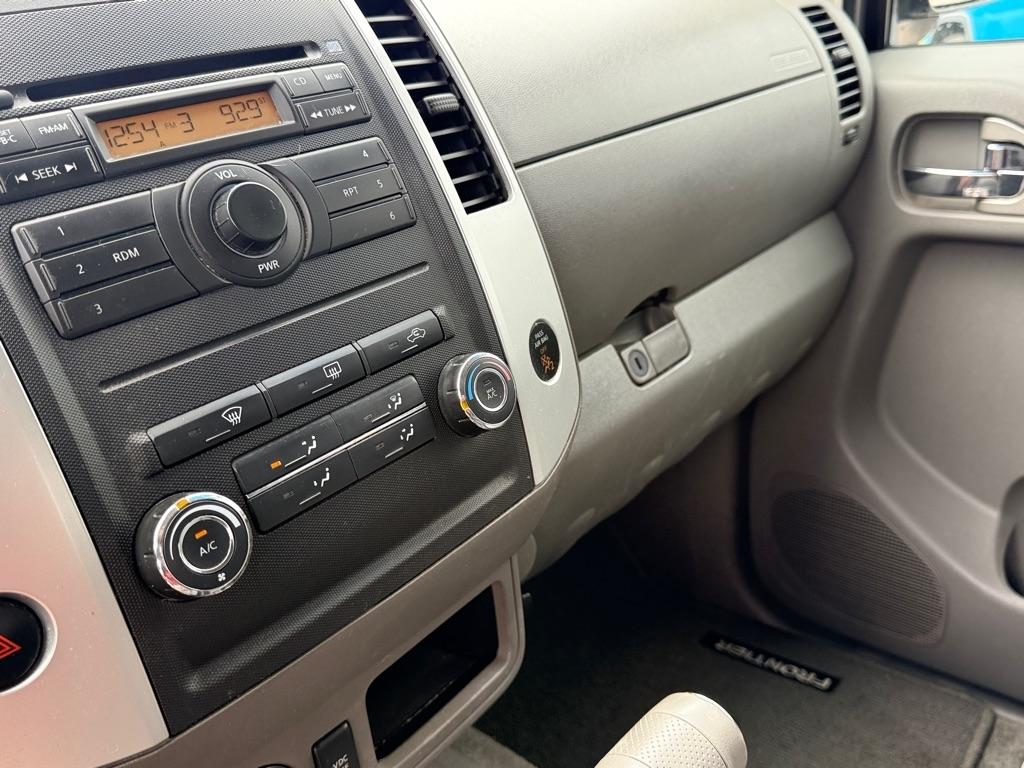 Nissan Frontier 2WD Crew Cab SWB Auto SE 2010