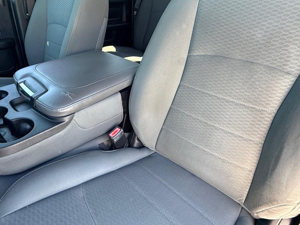 RAM 2500 4WD Crew Cab 149" Tradesman 2016