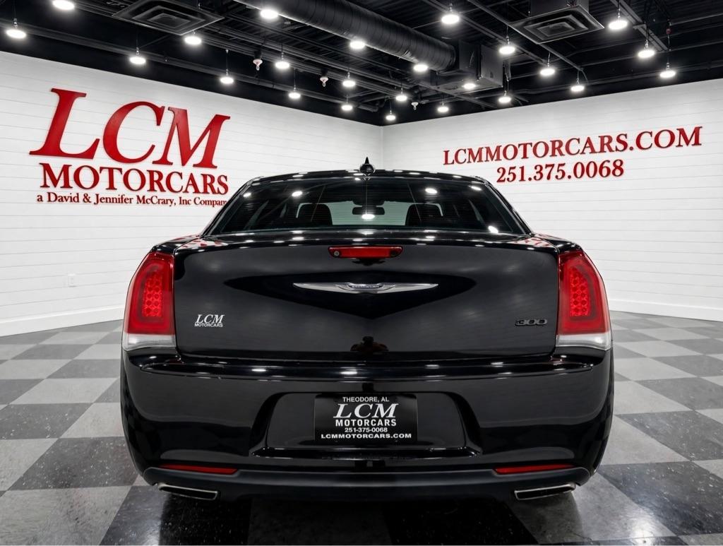 Chrysler 300 Touring RWD 2020