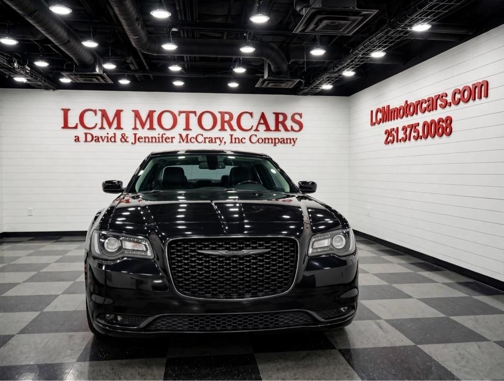 Chrysler 300 Touring RWD 2020