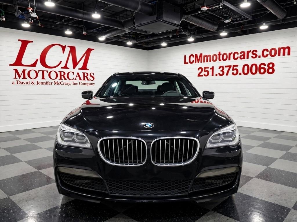 BMW 7 Series 4dr Sdn 740Li RWD 2015
