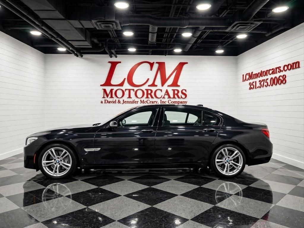 BMW 7 Series 4dr Sdn 740Li RWD 2015