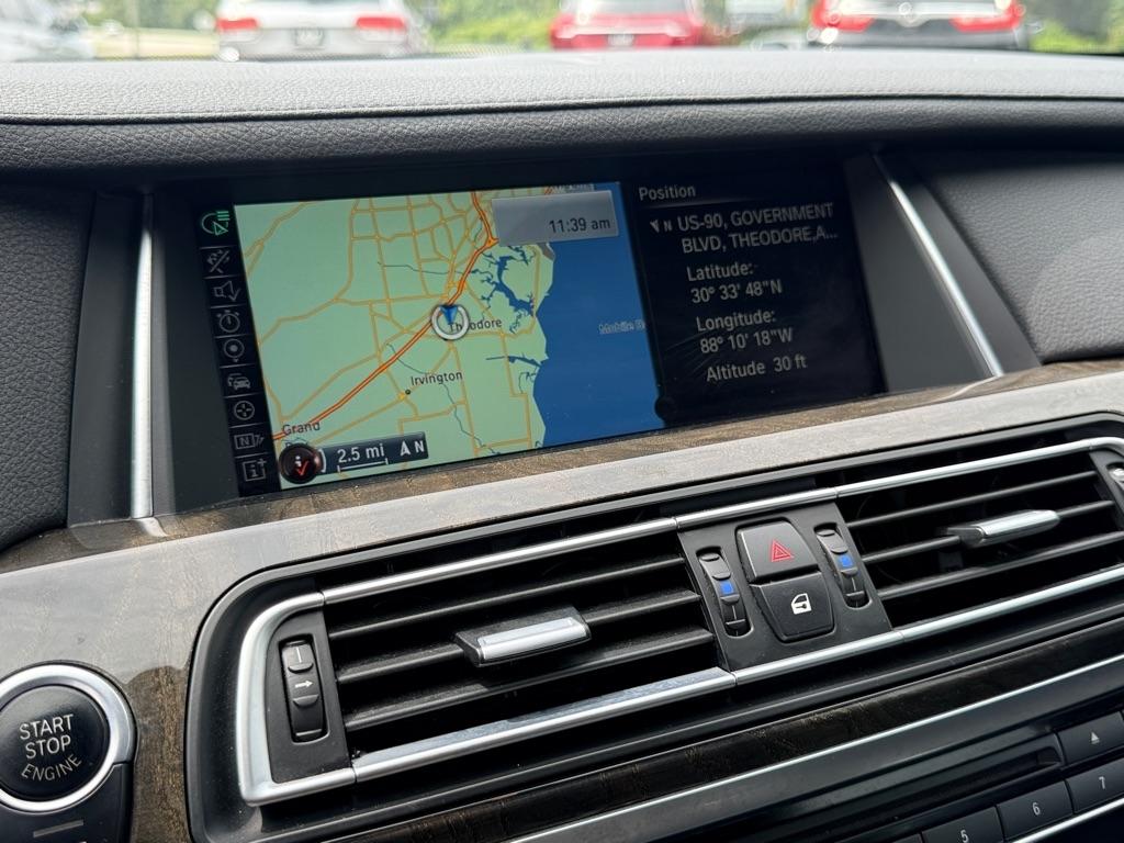 BMW 7 Series 4dr Sdn 740Li RWD 2015