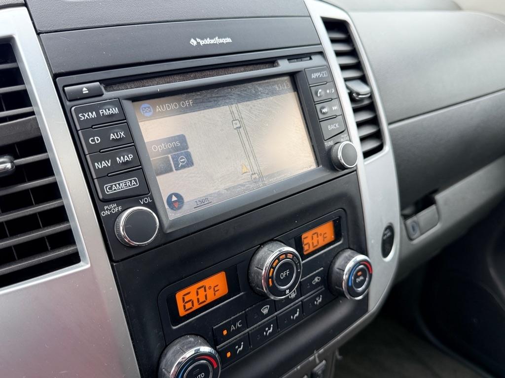Nissan Frontier 4WD Crew Cab SWB Auto PRO-4X 2015