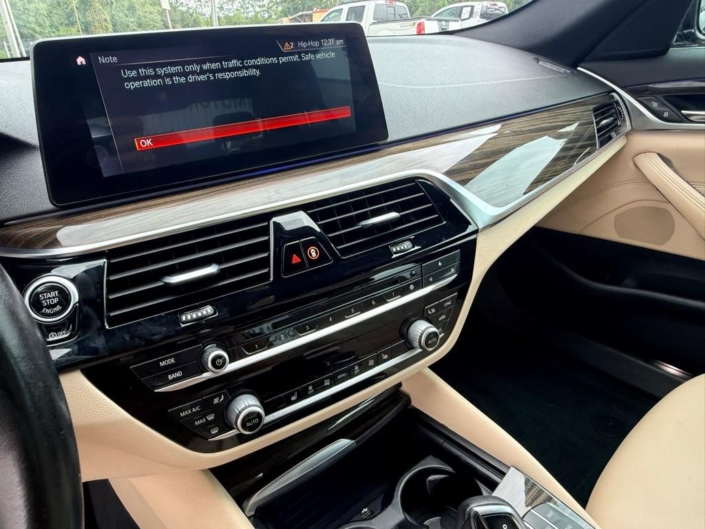 BMW 5 Series 530i Sedan 2019