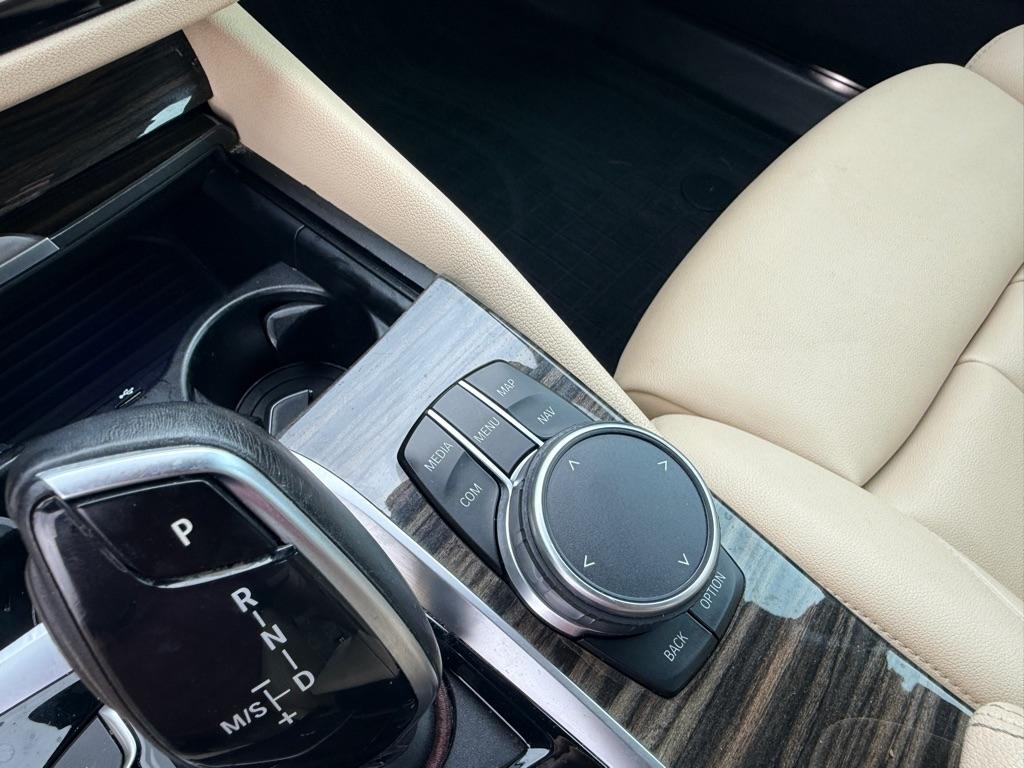 BMW 5 Series 530i Sedan 2019