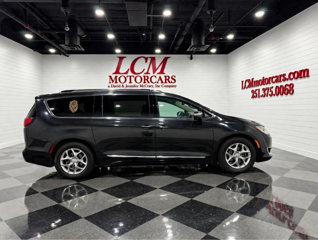 Chrysler Pacifica Limited FWD 2019