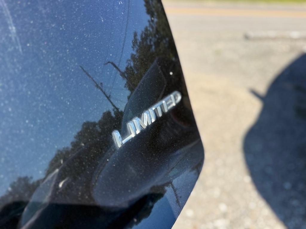 Chrysler Pacifica Limited FWD 2019