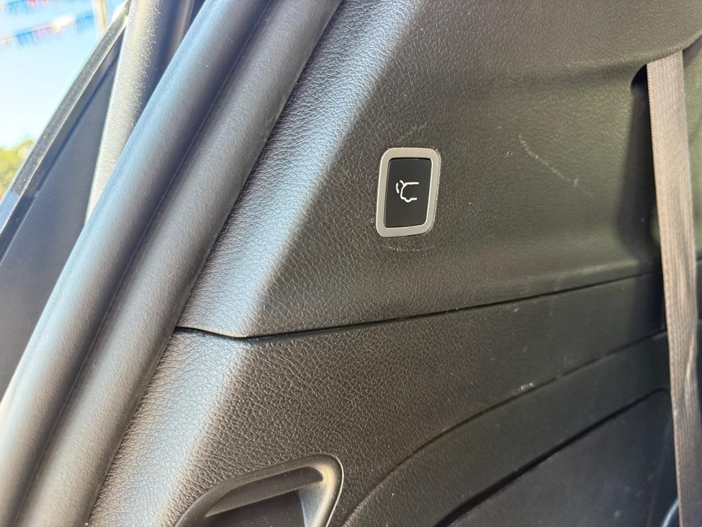 Chrysler Pacifica Limited FWD 2019