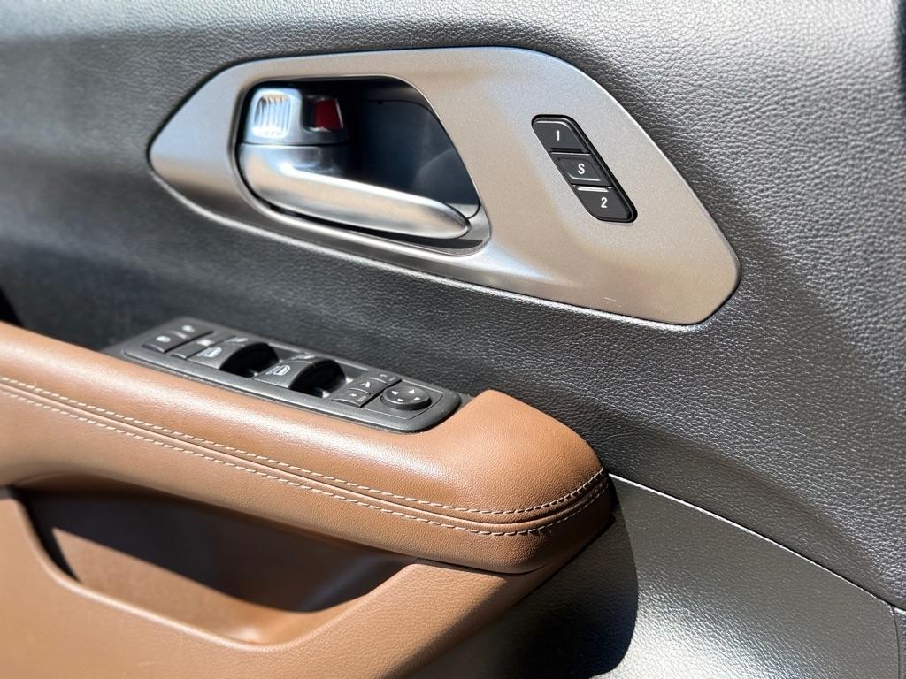 Chrysler Pacifica Limited FWD 2019