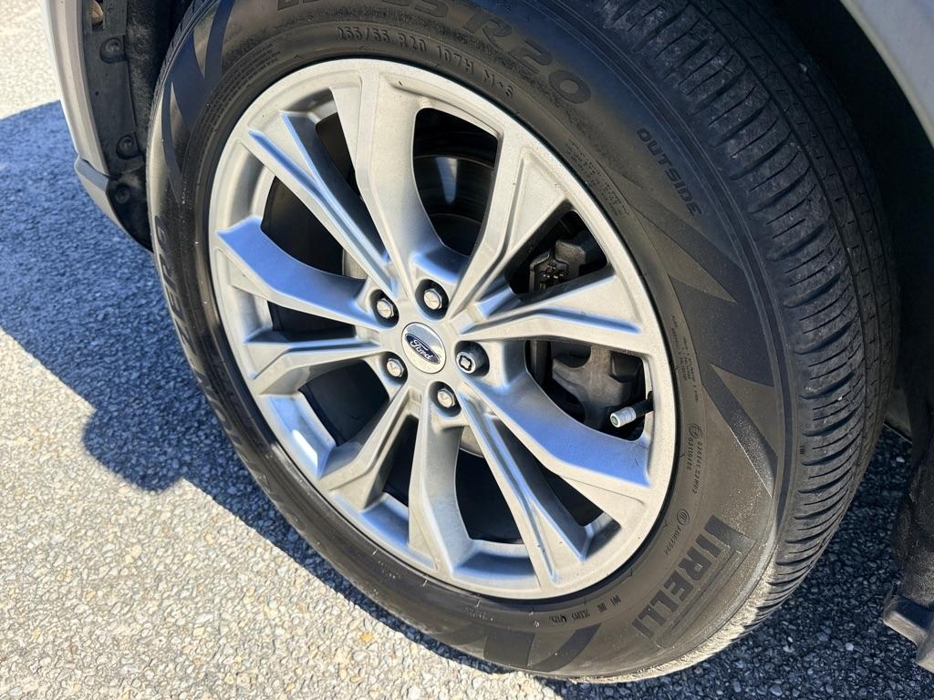 Ford Explorer XLT RWD 2021