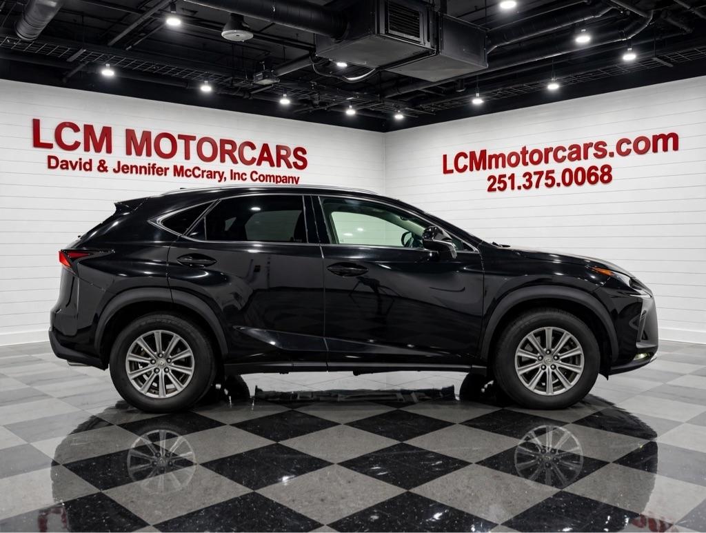 Lexus NX 200t FWD 4dr 2016