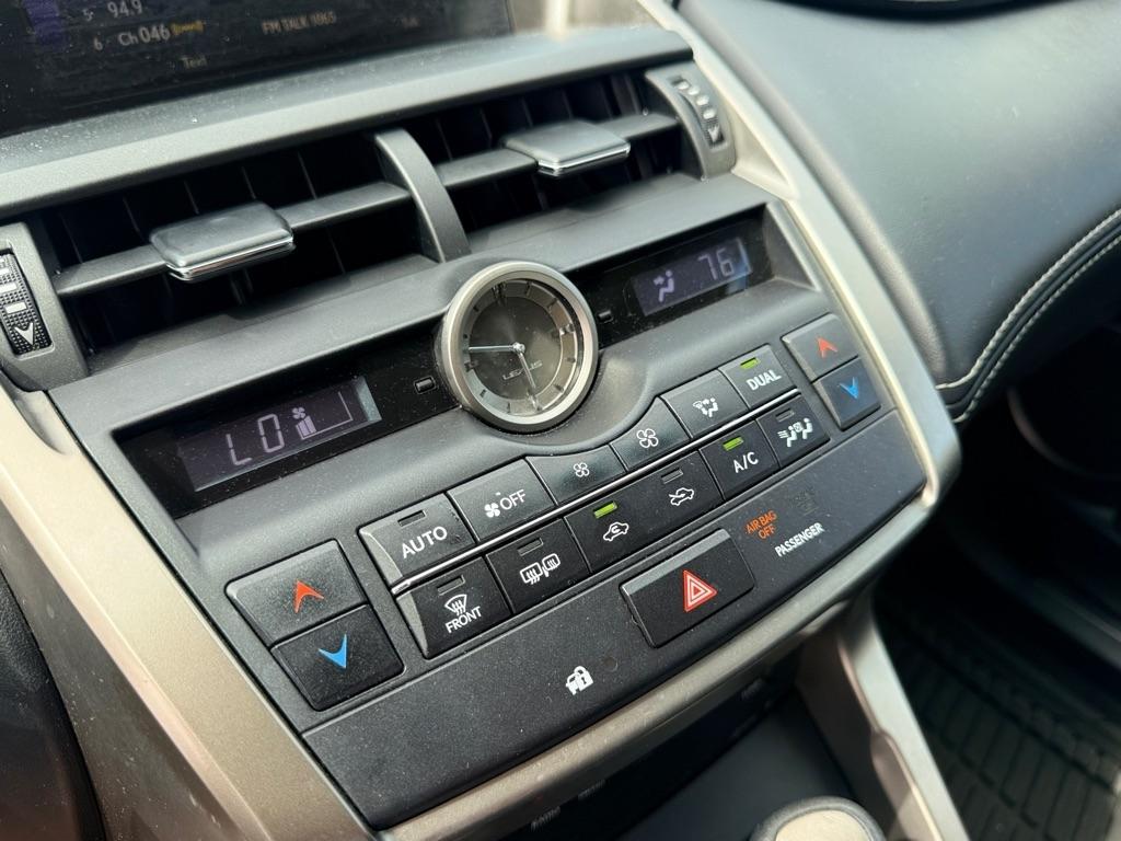 Lexus NX 200t FWD 4dr 2016
