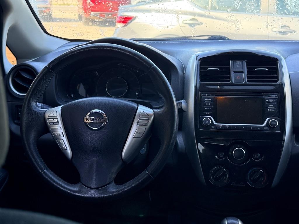 Nissan Versa Note 5dr HB CVT 1.6 SV 2016
