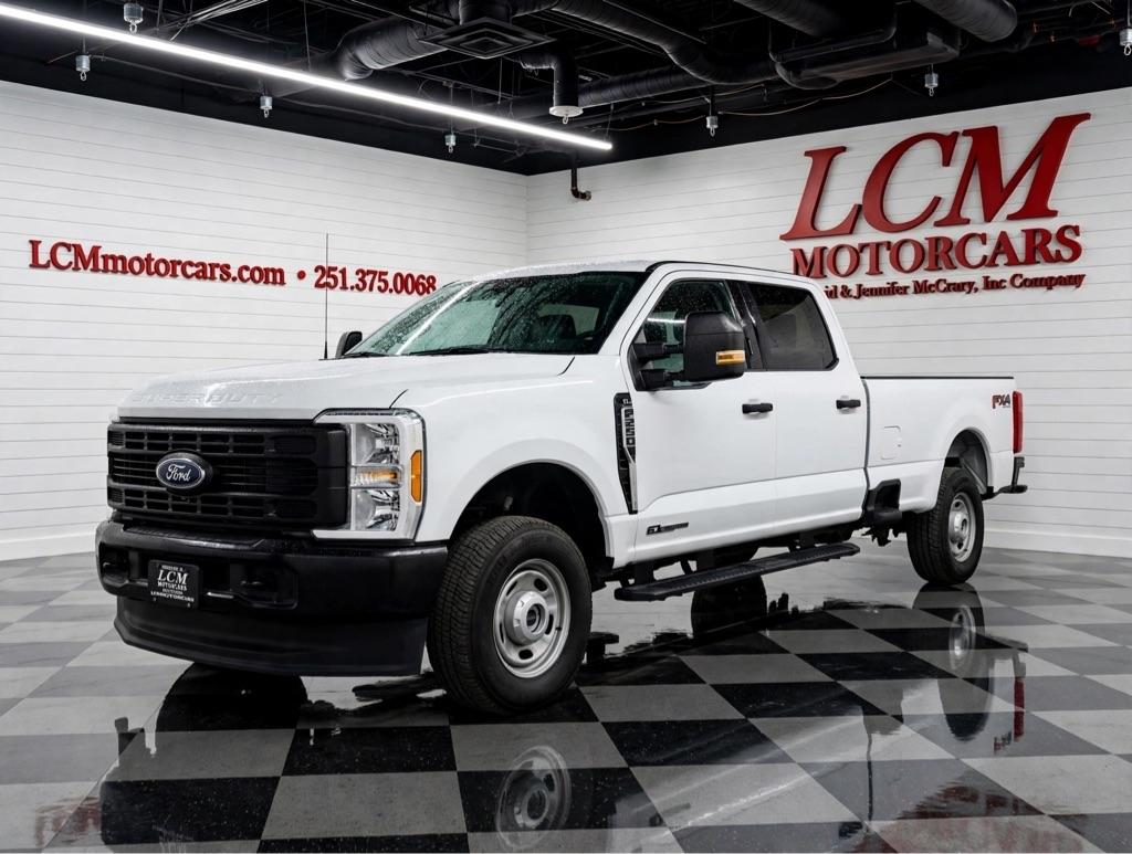 Ford Super Duty F-250 SRW King Ranch 4WD Crew Cab 8' Box 2025