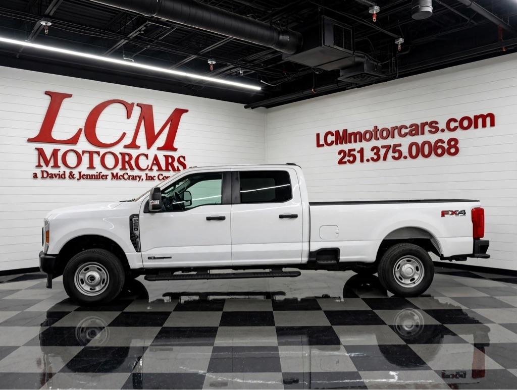 Ford Super Duty F-250 SRW King Ranch 4WD Crew Cab 8' Box 2025