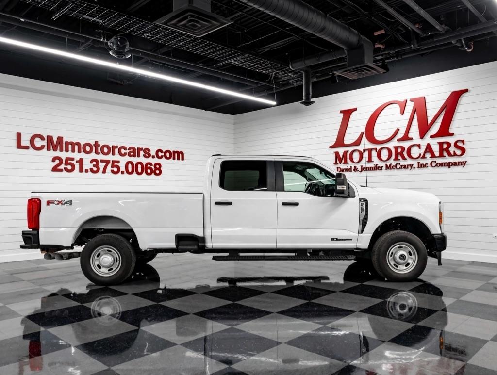 Ford Super Duty F-250 SRW King Ranch 4WD Crew Cab 8' Box 2025