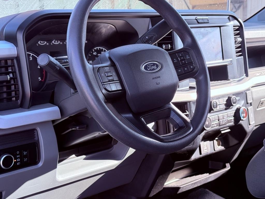 Ford Super Duty F-250 SRW King Ranch 4WD Crew Cab 8' Box 2025