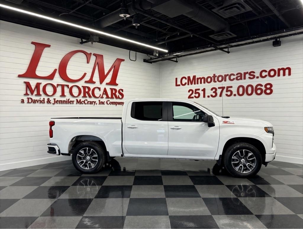 Chevrolet Silverado 1500 4WD Crew Cab 147" RST 2022