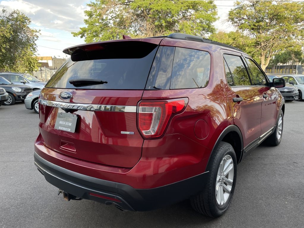 Ford Explorer Base 4WD 2017 Ford Explorer Base 4WD 2017