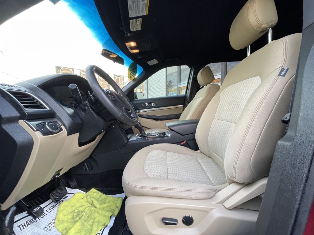 Ford Explorer Base 4WD 2017 Ford Explorer Base 4WD 2017