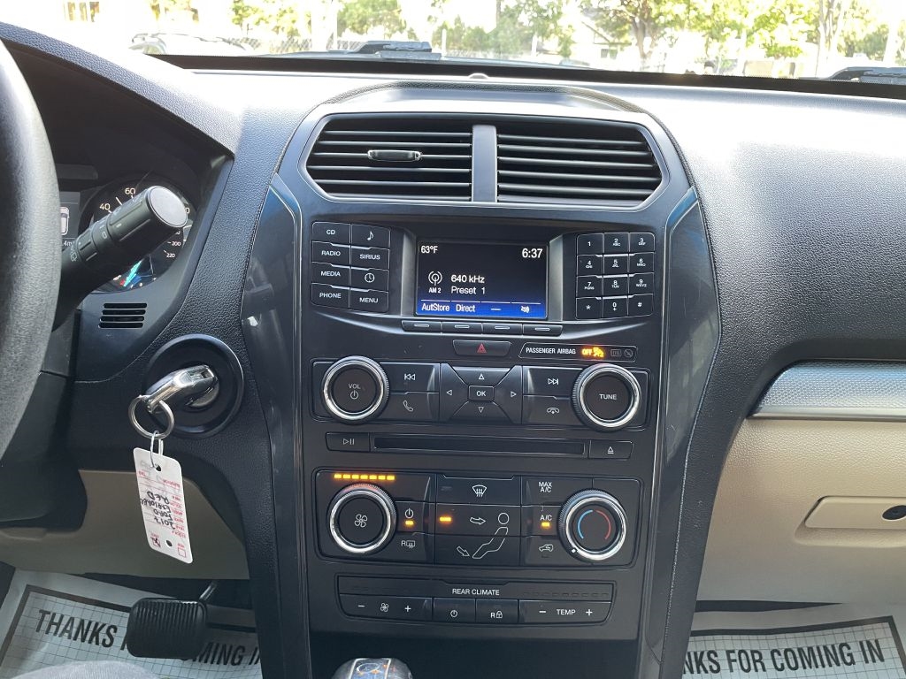 Ford Explorer Base 4WD 2017 Ford Explorer Base 4WD 2017