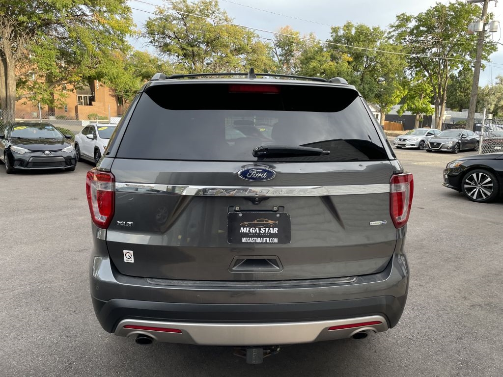 Ford Explorer XLT 4WD 2017 Ford Explorer XLT 4WD 2017