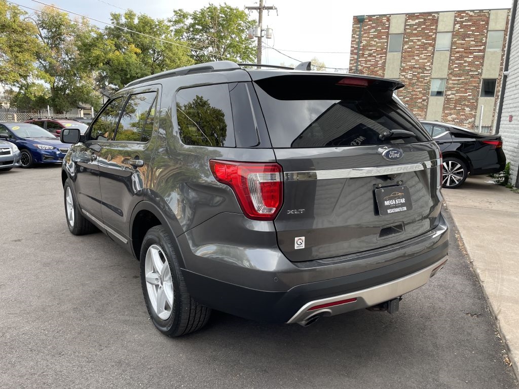 Ford Explorer XLT 4WD 2017 Ford Explorer XLT 4WD 2017