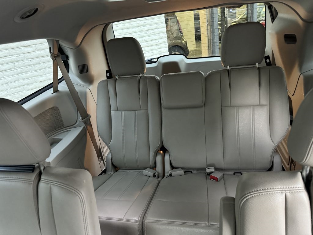 Chrysler Town & Country Touring 2013 Chrysler Town & Country Touring 2013