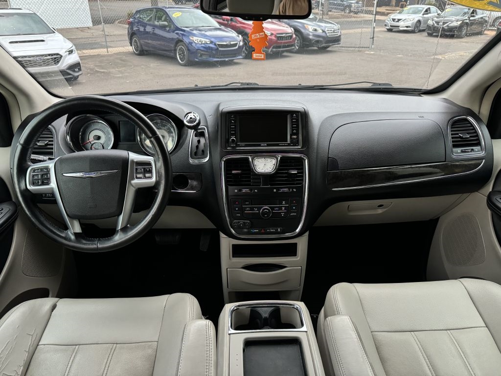 Chrysler Town & Country Touring 2013 Chrysler Town & Country Touring 2013