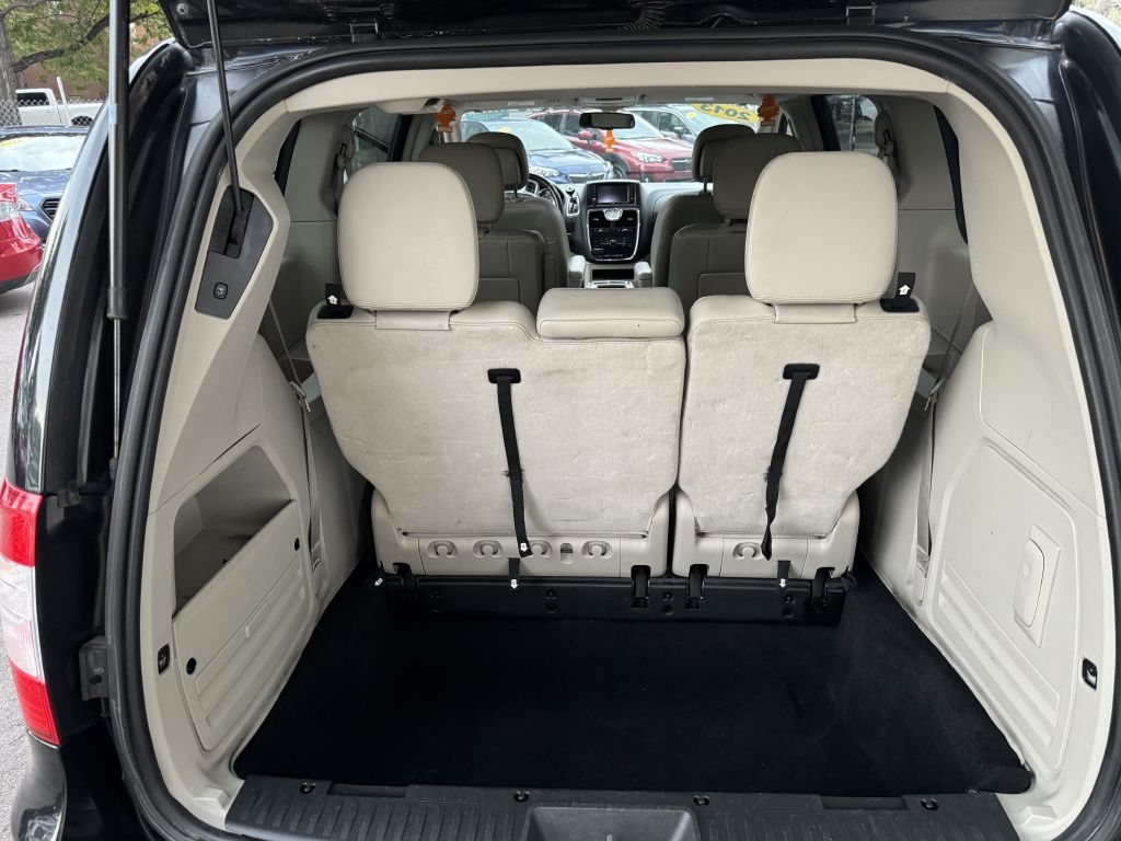 Chrysler Town & Country Touring 2013 Chrysler Town & Country Touring 2013