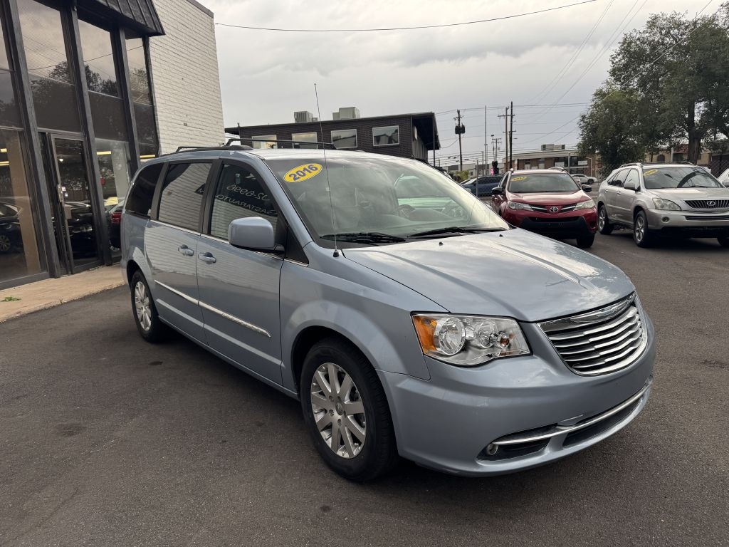 Chrysler Town & Country Touring 2016