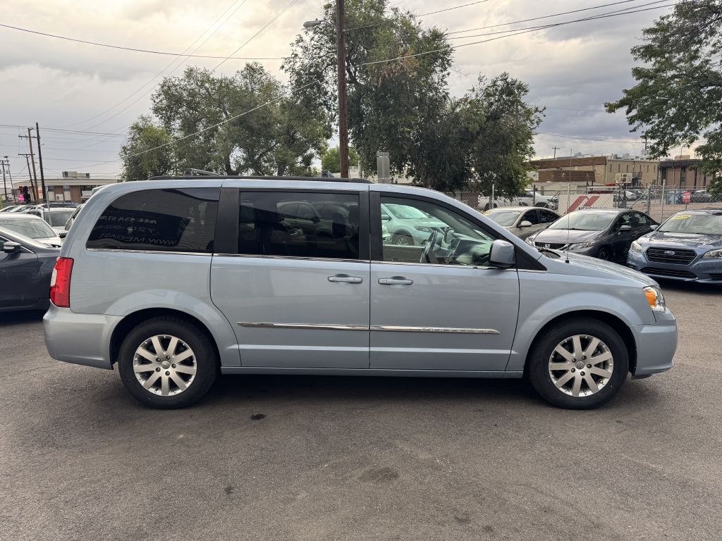 Chrysler Town & Country Touring 2016