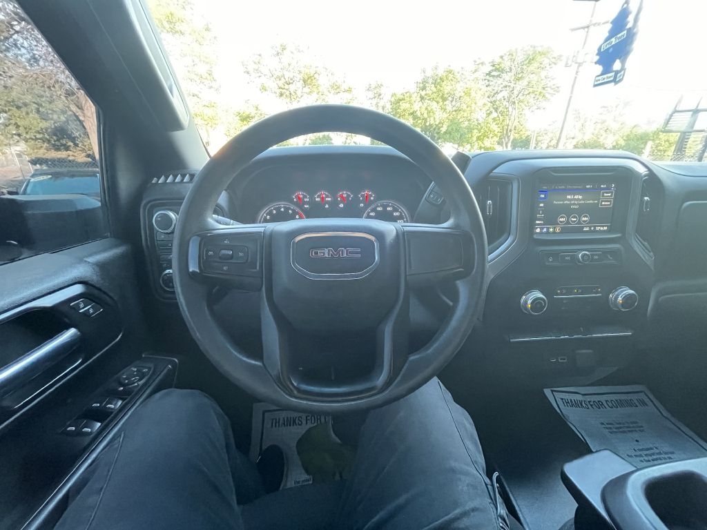 GMC Sierra 2500HD Pro Double Cab 4WD LB 2022 GMC Sierra 2500HD Pro Double Cab 4WD LB 2022