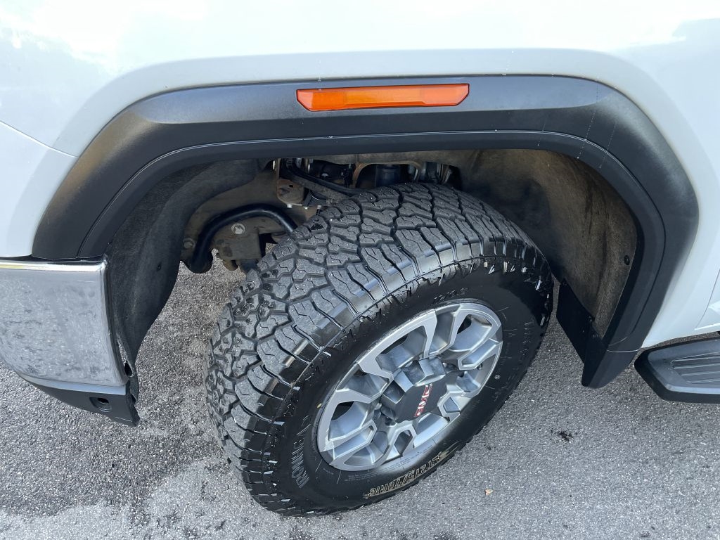 GMC Sierra 2500HD Pro Double Cab 4WD LB 2022 GMC Sierra 2500HD Pro Double Cab 4WD LB 2022