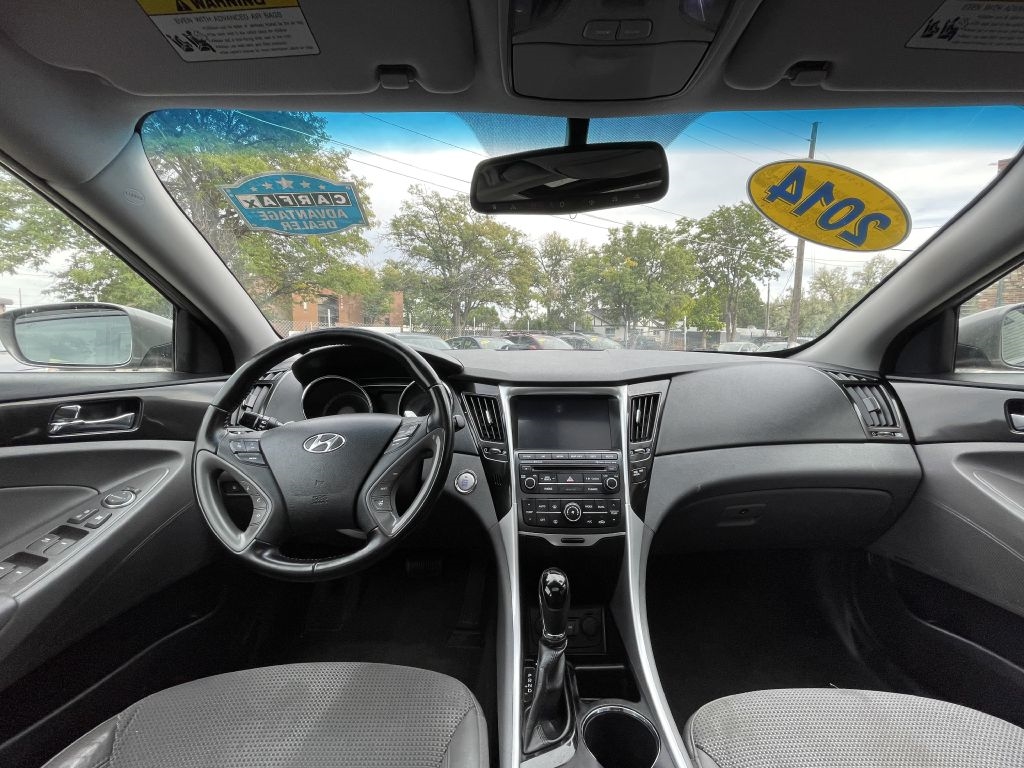 Hyundai Sonata SE 2.0L TGDI 2014 Hyundai Sonata SE 2.0L TGDI 2014